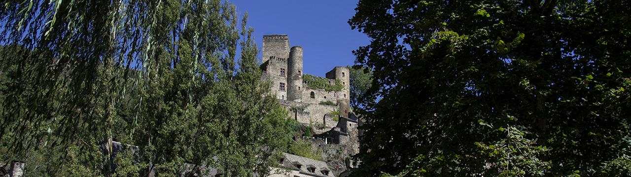 Belcastel, village et château